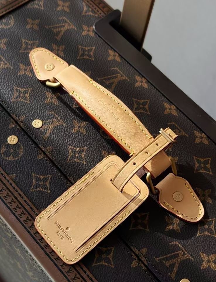 LV Suitcase Two Size（20/24 inches）